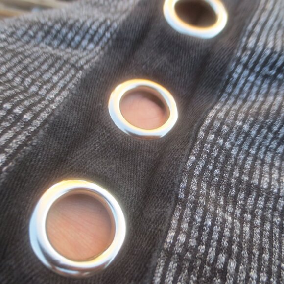 Rose Gal Gray Leggings Rock and Roll Styling with Grommet Rings - Large. - Picture 10 of 13